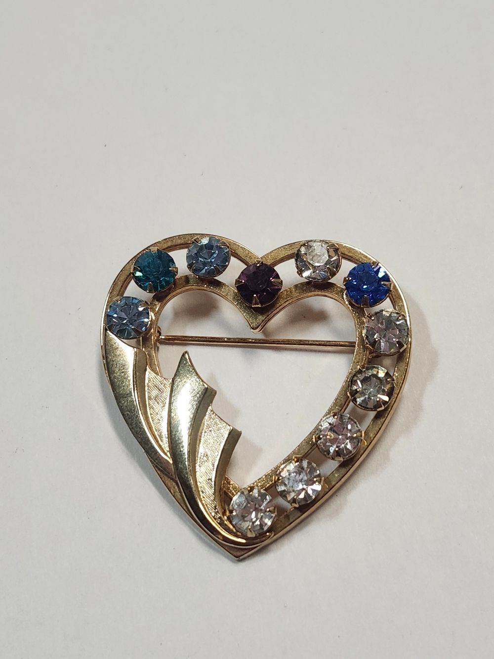 Vintage CATAMORE SIGNED 12K GF Gold Filled Prong-Set Rhinestone Heart Brooch Pin